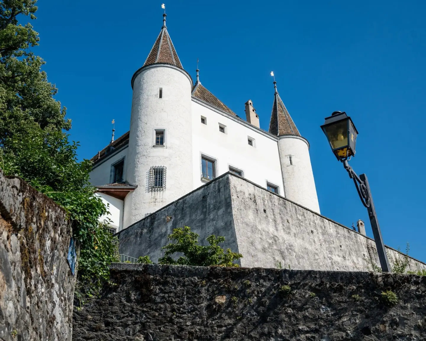 Le château de Nyon vu depuis la vieille ville